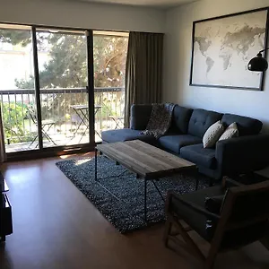 Apartment Twelve Oaks By Marquee, Vancouver